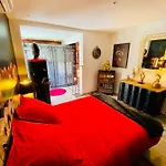 High Standing! 200m2 Private Garden Jacuzzi Sun Bed & Interior *
