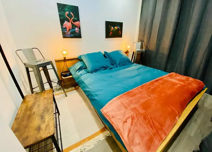 High Standing! 200m2 Private Garden Jacuzzi Sun Bed & Interior *